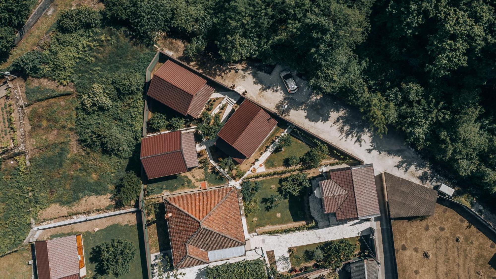 Ethno Lodge Ab Virpazar Exteriör bild