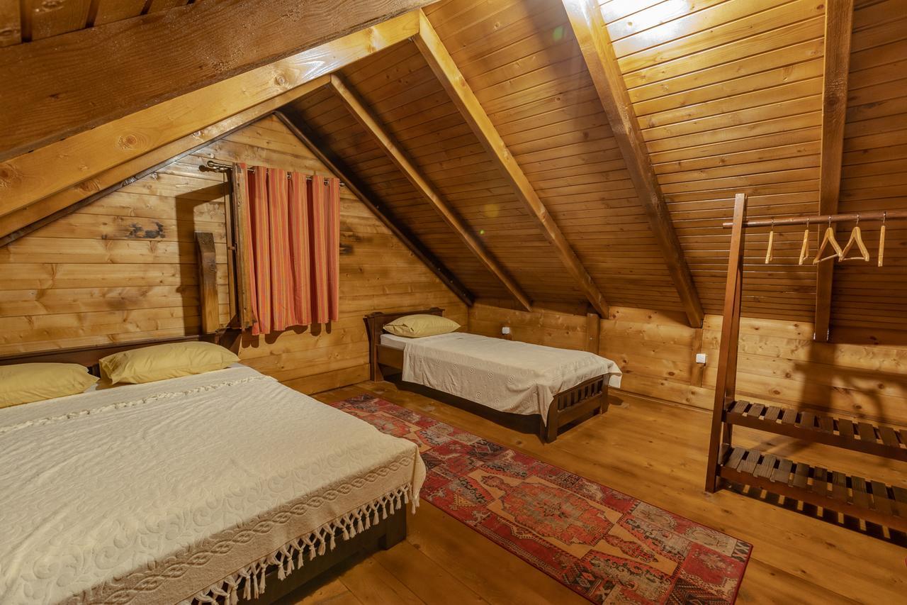 Ethno Lodge Ab Virpazar Exteriör bild