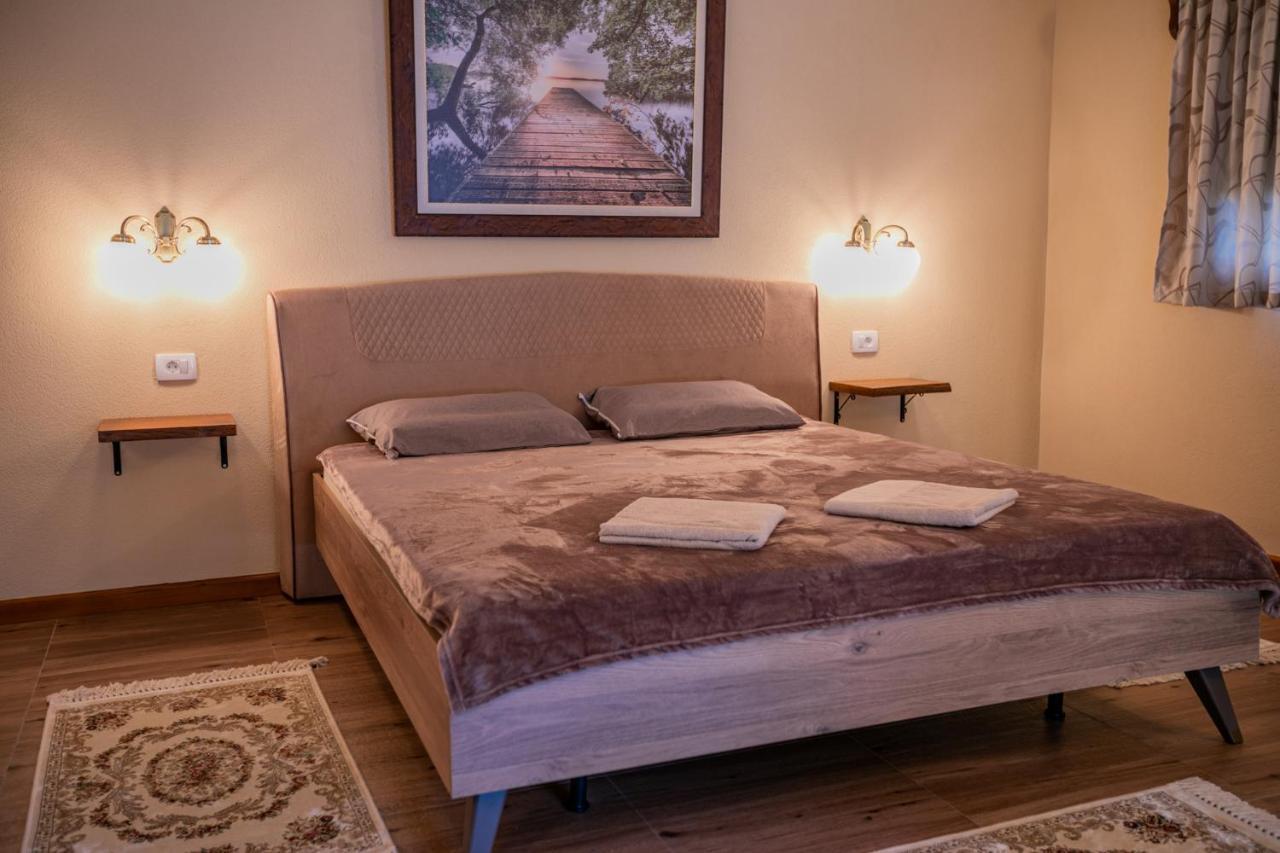 Ethno Lodge Ab Virpazar Exteriör bild