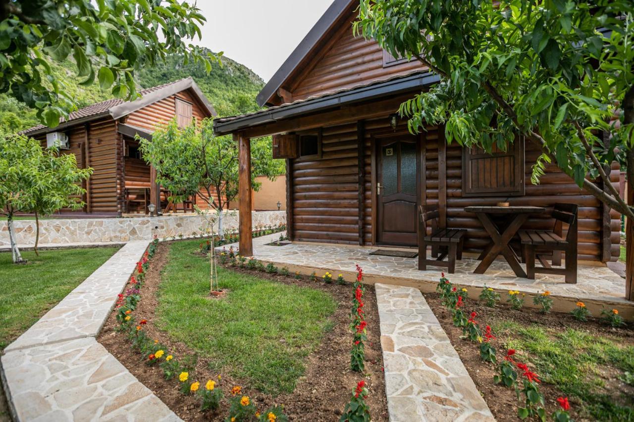 Ethno Lodge Ab Virpazar Exteriör bild